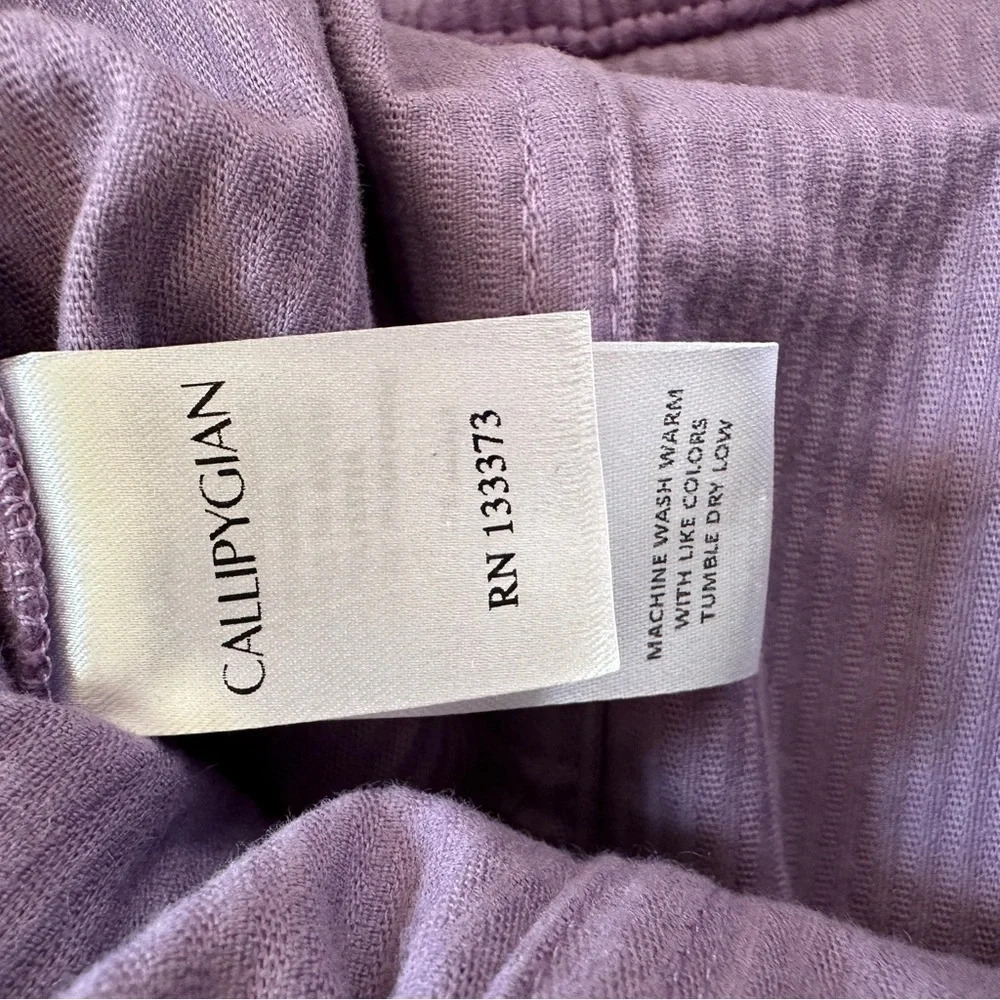 Callipygian Corduroy Trucker Jacket in Vanilla - Picture 5 of 6